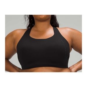 Lululemon high support sports bra NWOT 38C